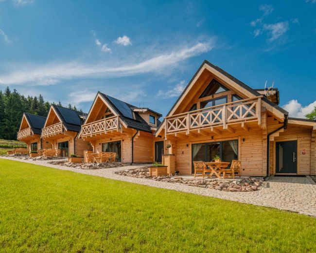 Osada Zieleniec latem