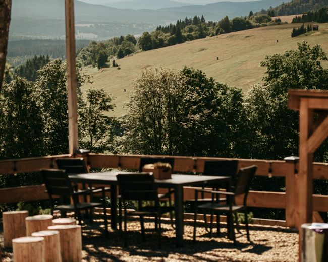 Osada Zieleniec latem