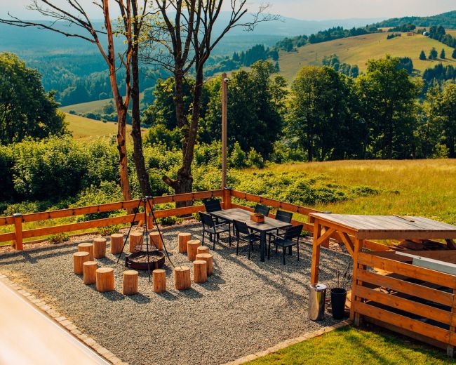 Osada Zieleniec latem